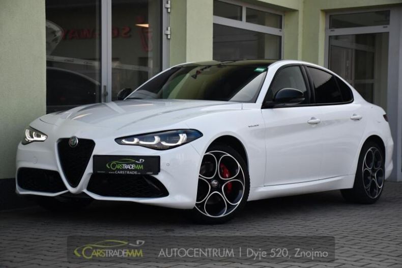 Alfa Romeo Giulia - hlavní foto