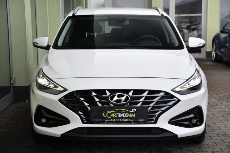 Hyundai i30 - hlavní fotka