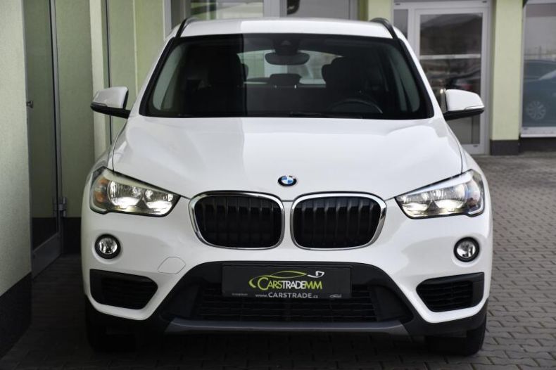 BMW X1 - hlavní fotka