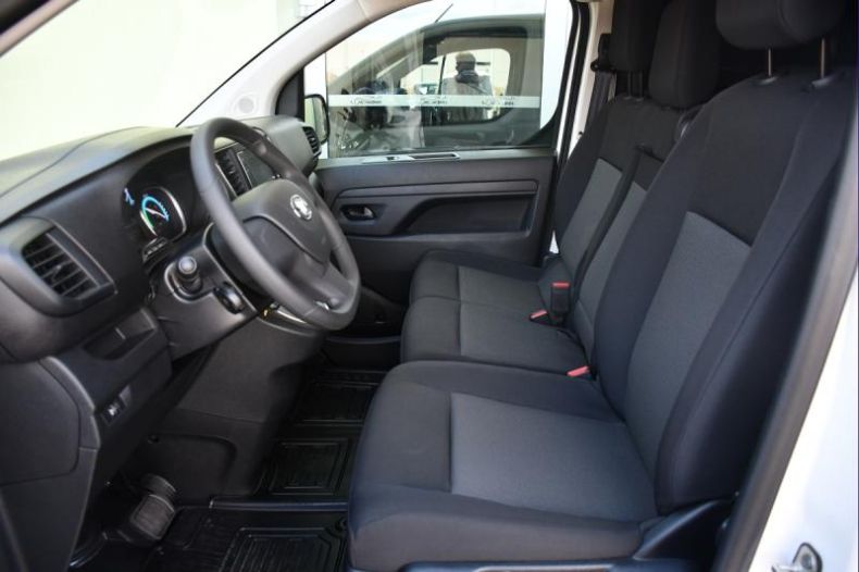 Toyota ProAce - hlavní fotka