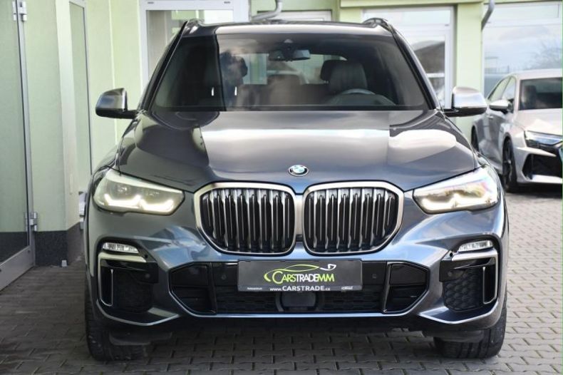 BMW X5 - hlavní fotka