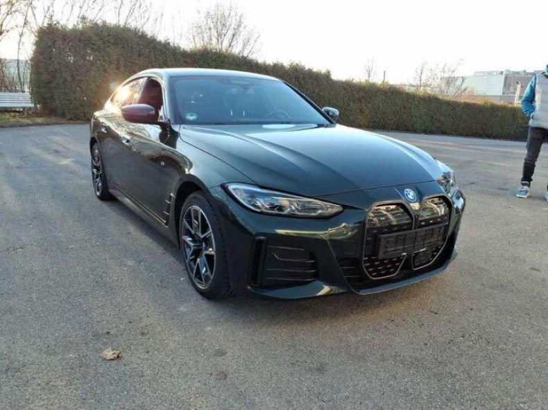 BMW i4 - hlavní foto