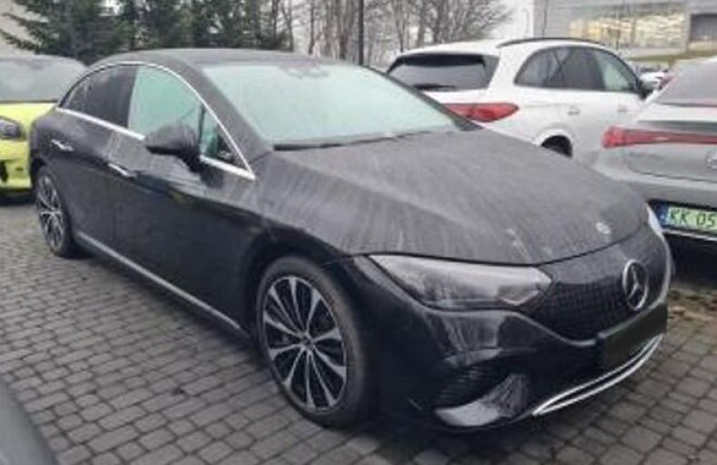 Mercedes EQE - hlavní foto