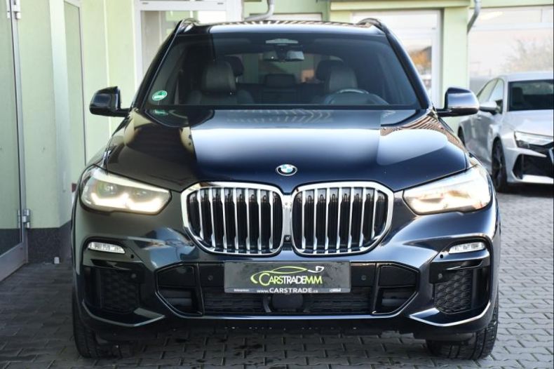 BMW X5 - hlavní fotka