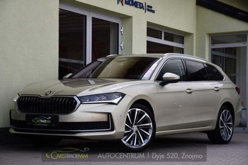 Škoda Superb - hlavní foto