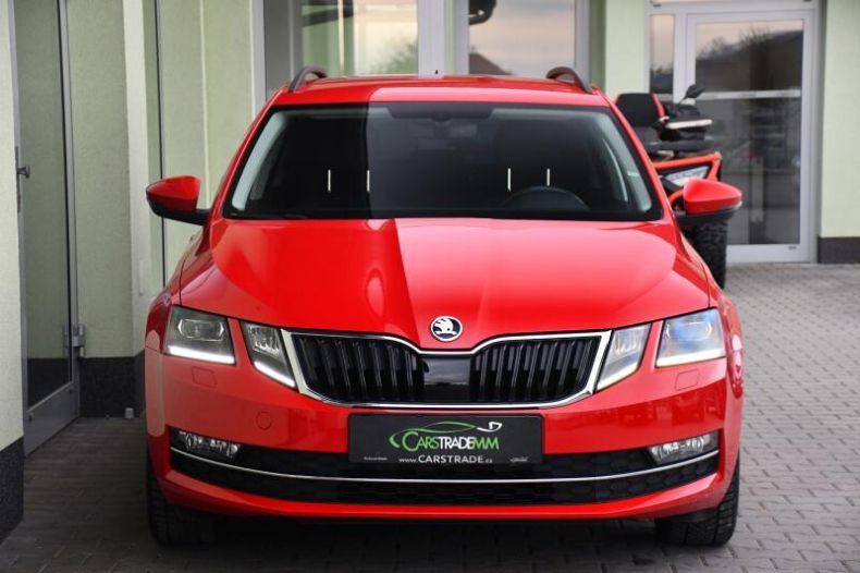 Škoda Octavia - hlavní fotka