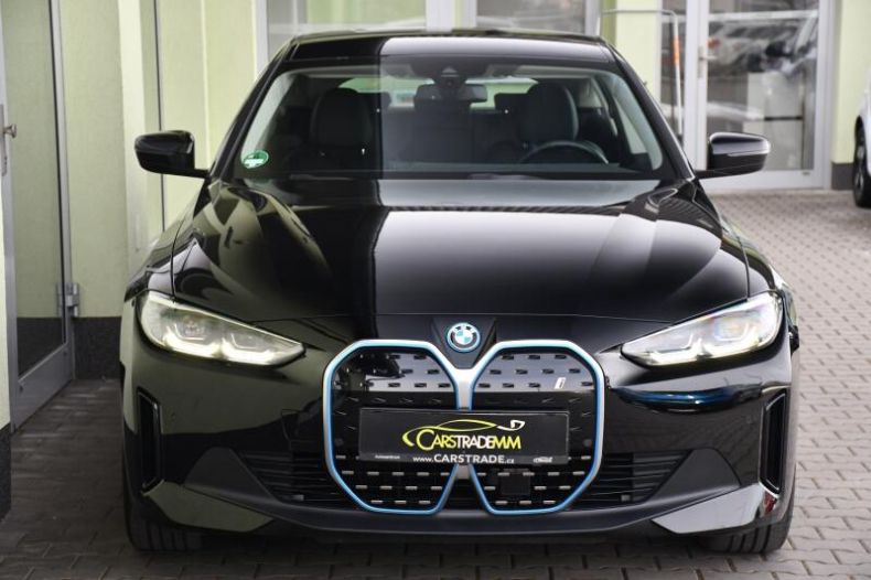 BMW i4 - hlavní fotka