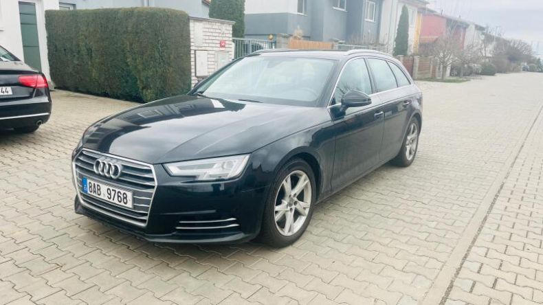 Audi A4 - hlavní foto