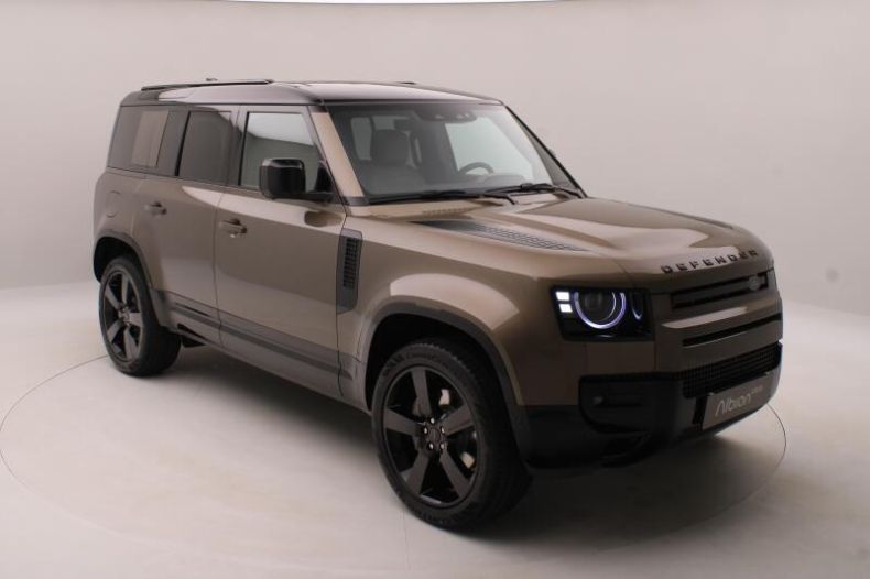 Land Rover Defender - hlavní fotka