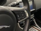 Jaguar XE - fotka číslo 19