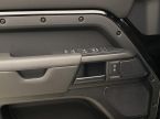 Land Rover Defender - fotka číslo 24