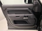 Land Rover Defender - fotka číslo 6