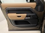Land Rover Defender - fotka číslo 6