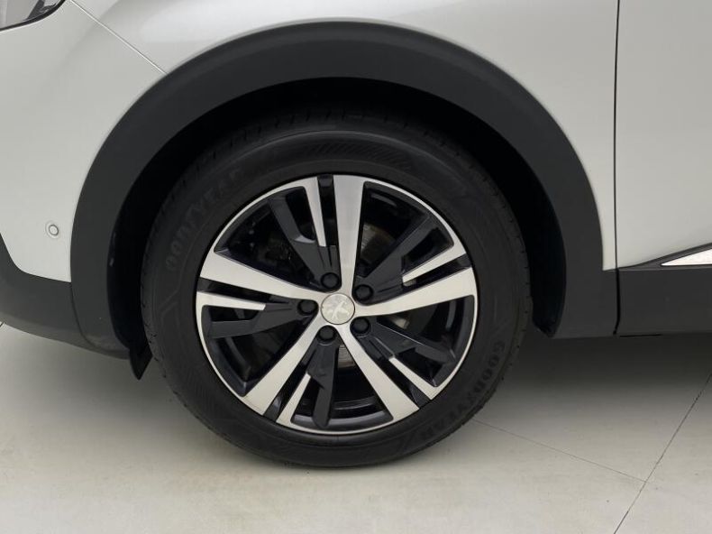 Peugeot 3008 - hlavní fotka