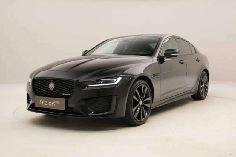 Jaguar XE - hlavní foto