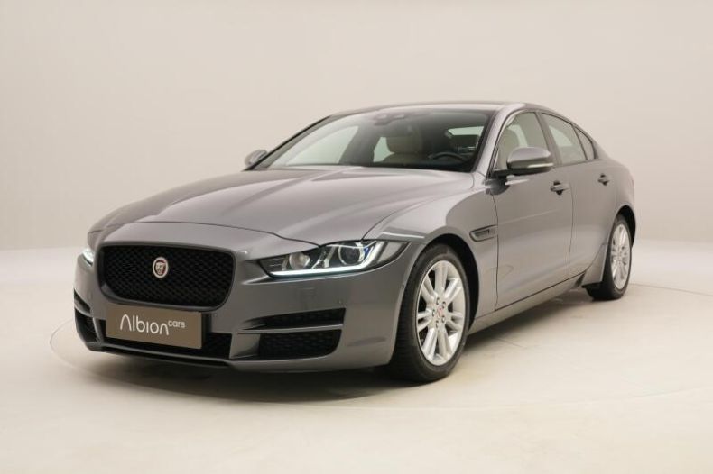 Jaguar XE - hlavní foto