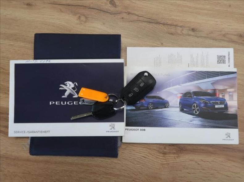 Peugeot 308 - hlavní fotka