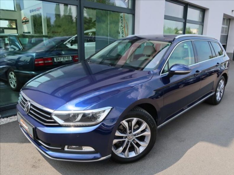 Volkswagen Passat - hlavní fotka inzerátu