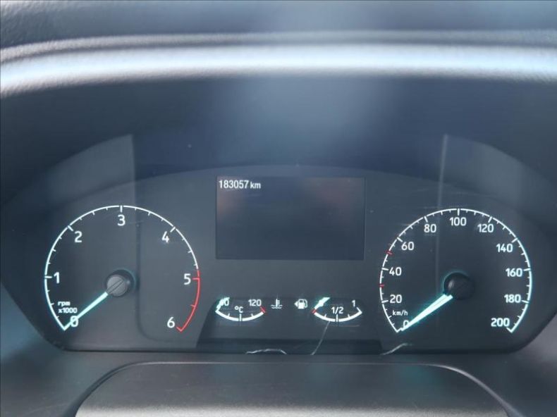 Ford Transit - hlavní fotka