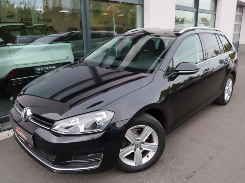 Volkswagen Golf - hlavní fotka inzerátu