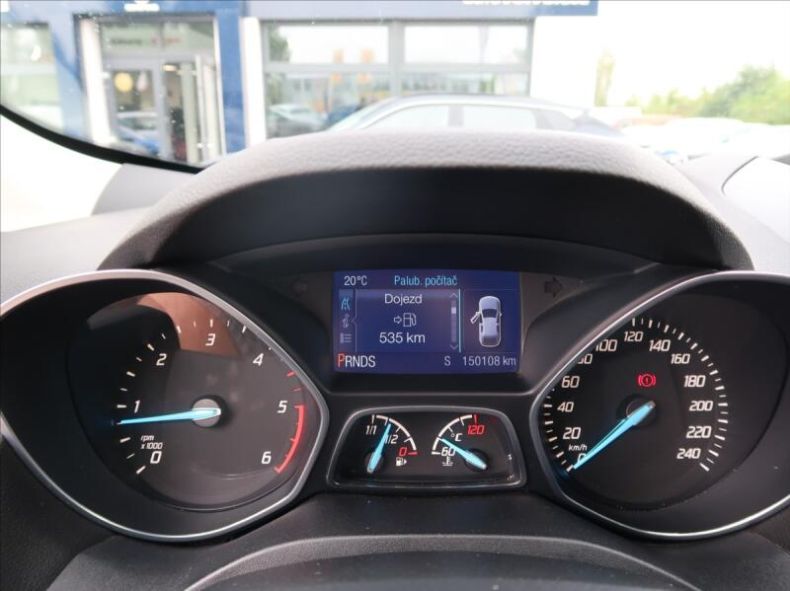 Ford Kuga - hlavní fotka