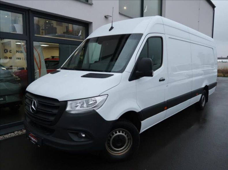 Mercedes Sprinter - hlavní foto