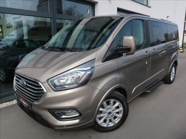 Ford Tourneo - hlavní foto