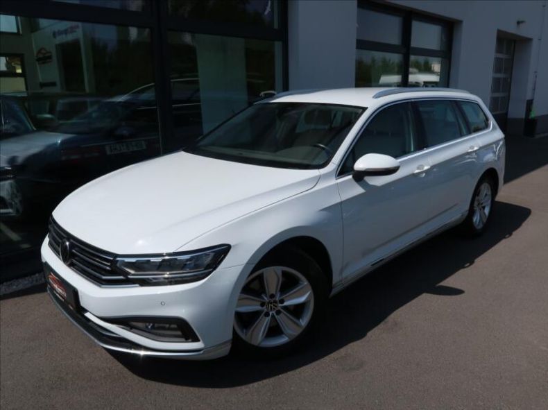 Volkswagen Passat - hlavní fotka inzerátu