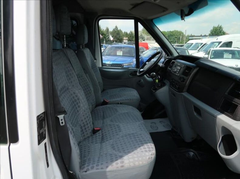 Ford Transit - hlavní fotka
