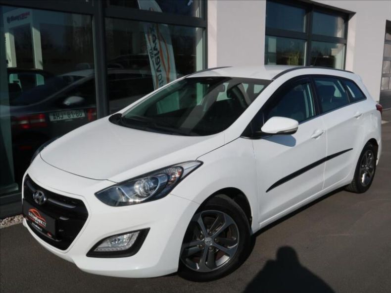 Hyundai i30 - hlavní fotka inzerátu