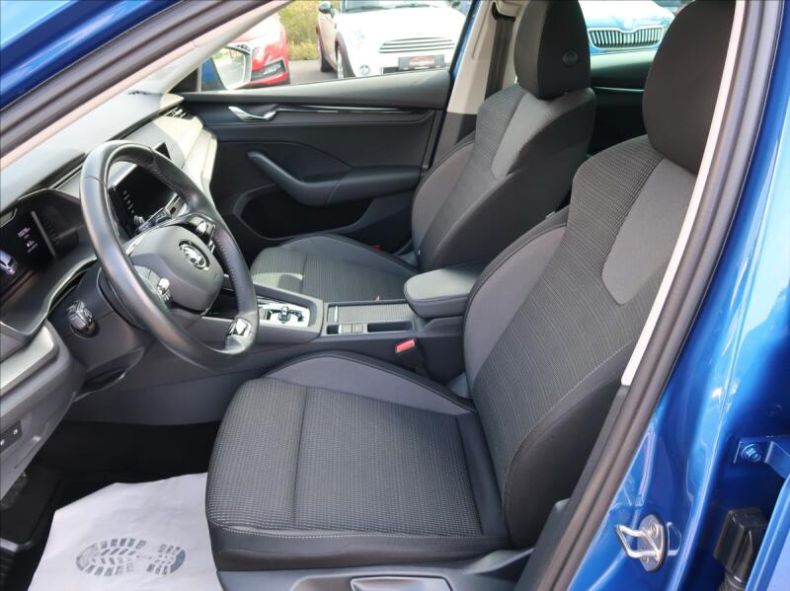 Škoda Octavia - hlavní fotka