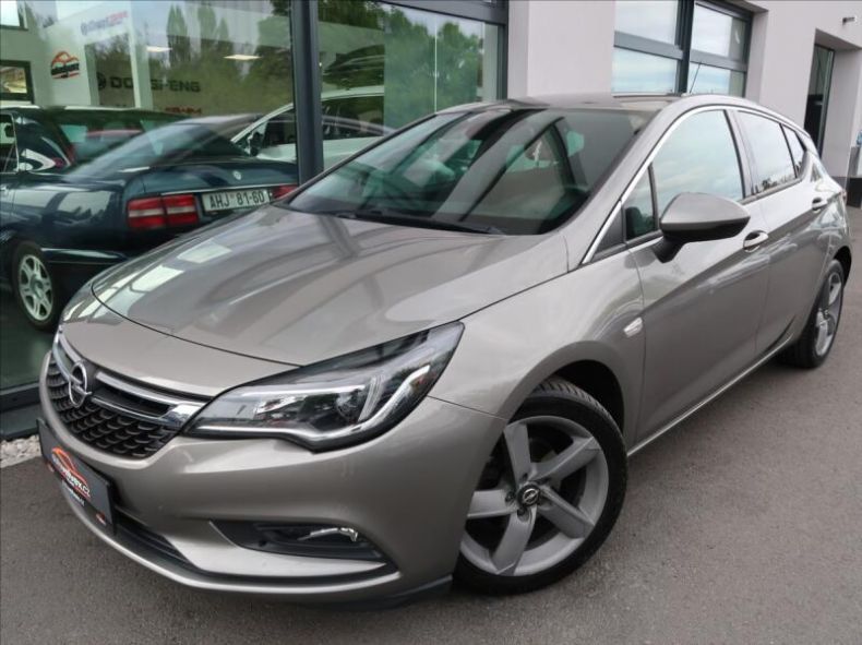 Opel Astra - hlavní fotka inzerátu