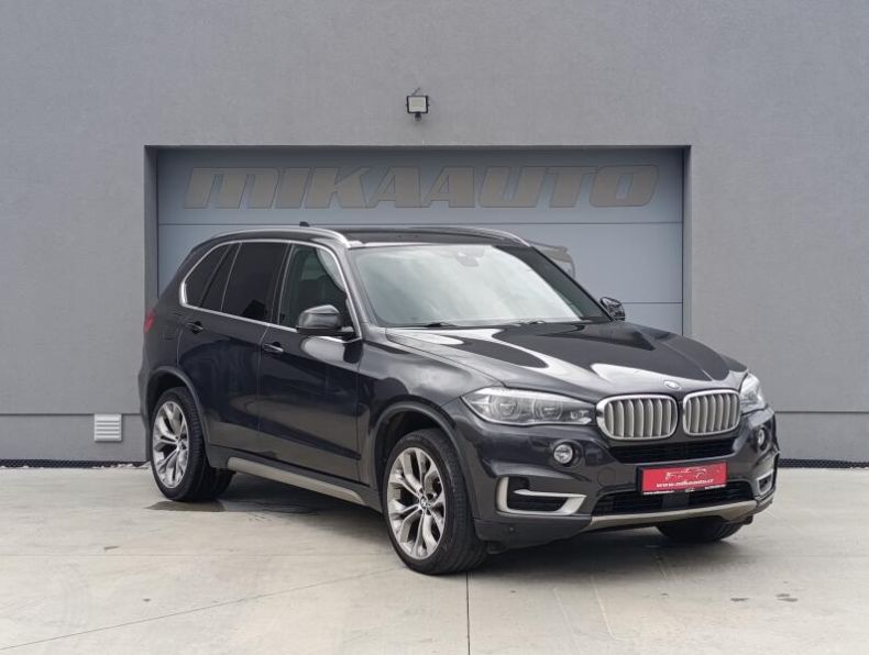 BMW X5 - hlavní fotka