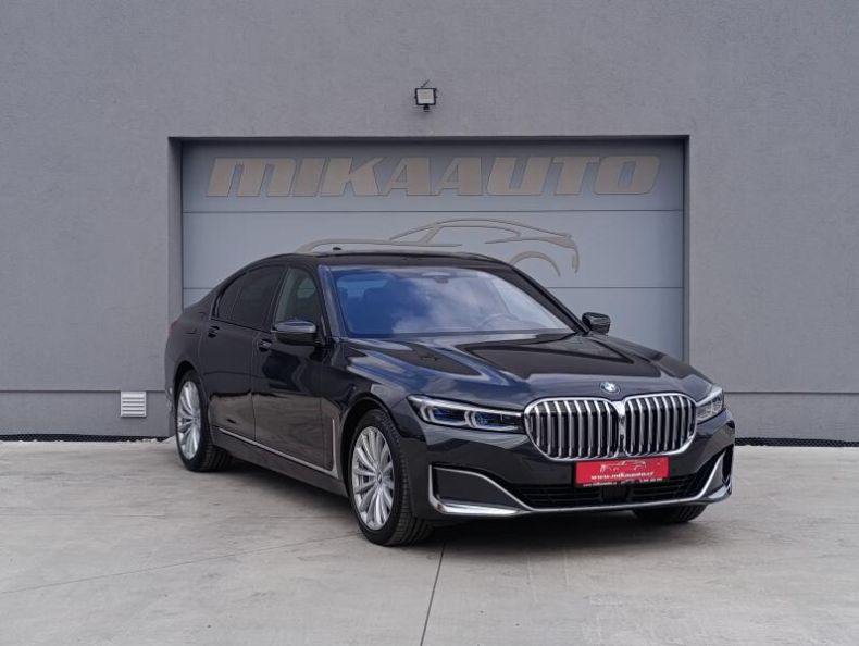 BMW Řada 7 - hlavní fotka