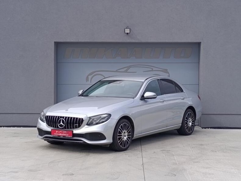 Mercedes Třída E - hlavní foto
