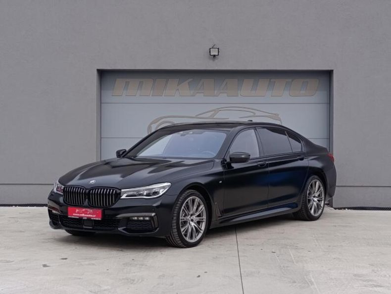 BMW Řada 7 - hlavní foto