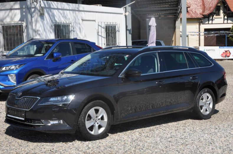 Škoda Superb - hlavní fotka inzerátu