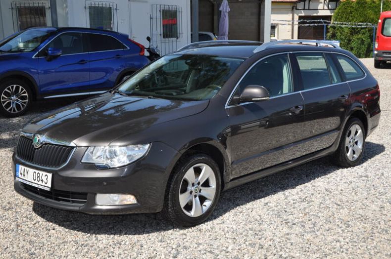 Škoda Superb - hlavní fotka inzerátu