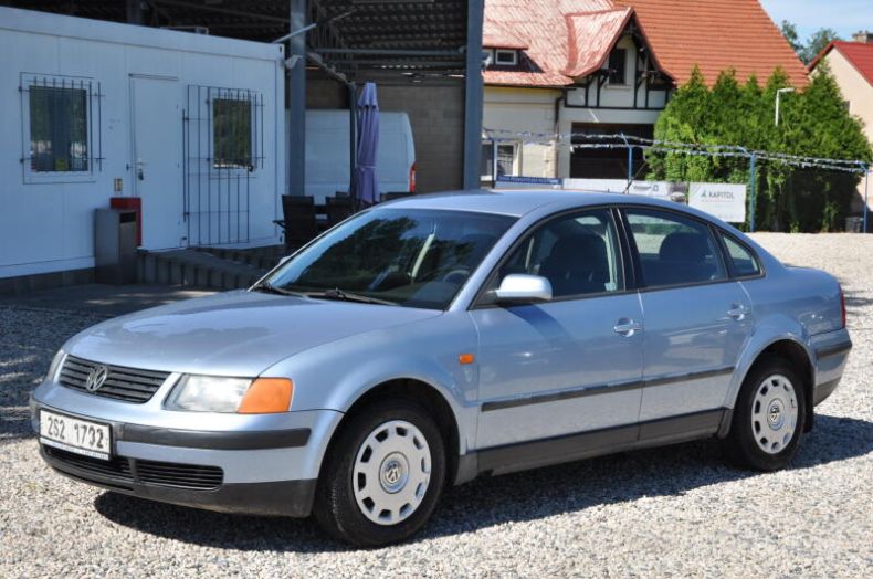 Volkswagen Passat - hlavní fotka inzerátu