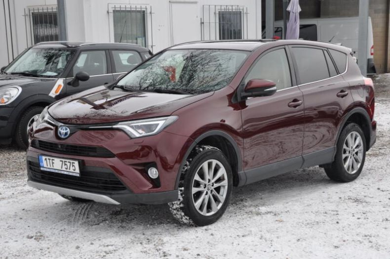Toyota RAV 4 - hlavní foto