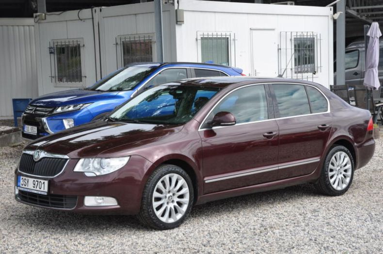 Škoda Superb - hlavní foto