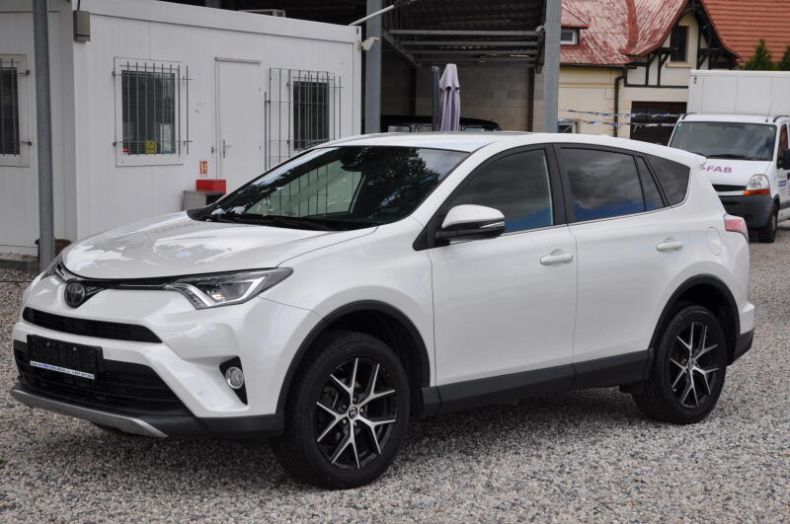 Toyota RAV 4 - hlavní foto