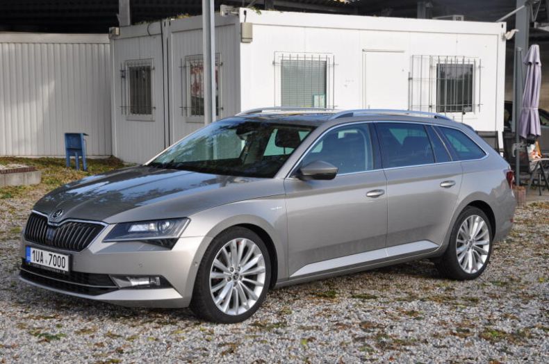 Škoda Superb - hlavní fotka inzerátu