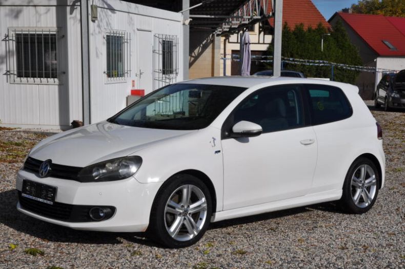 Volkswagen Golf - hlavní fotka inzerátu