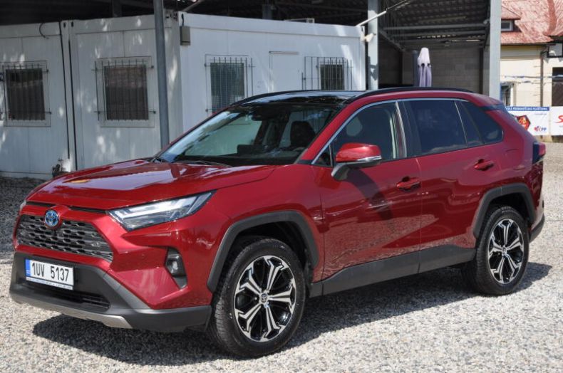 Toyota RAV 4 - hlavní fotka inzerátu