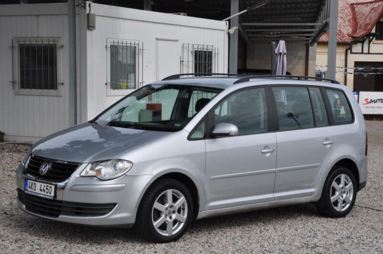 Volkswagen Touran - hlavní foto