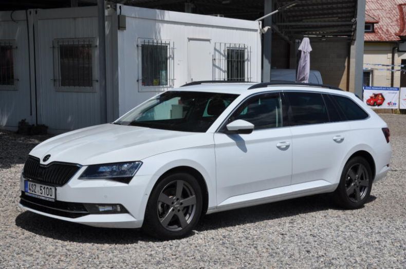 Škoda Superb - hlavní fotka inzerátu
