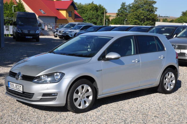Volkswagen Golf - hlavní fotka inzerátu
