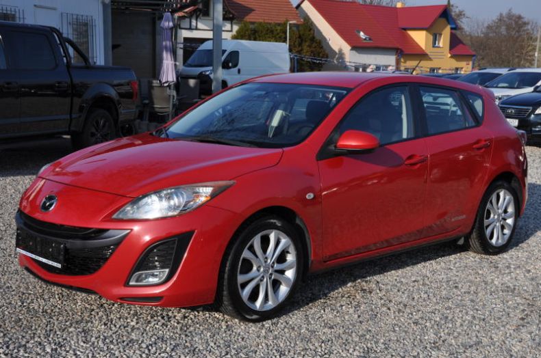 Mazda 3 - hlavní fotka