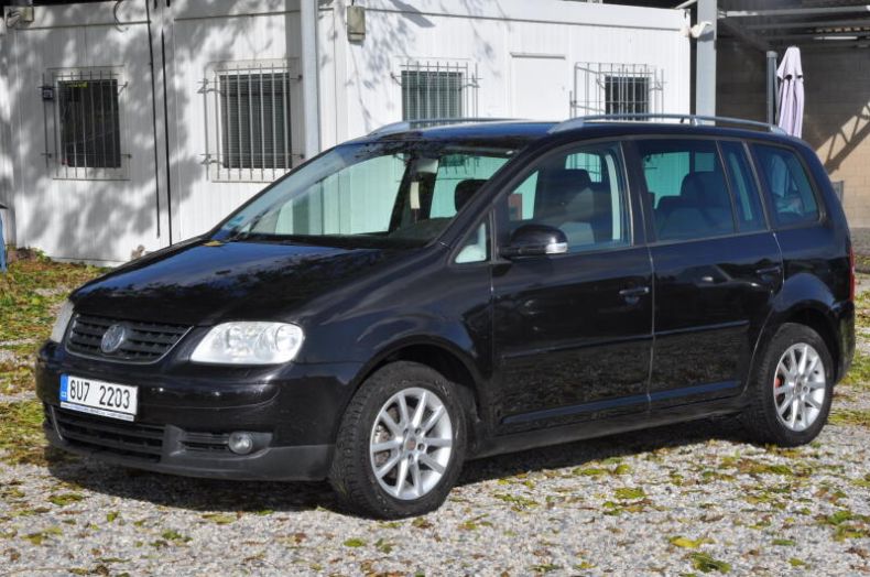 Volkswagen Touran - hlavní fotka inzerátu